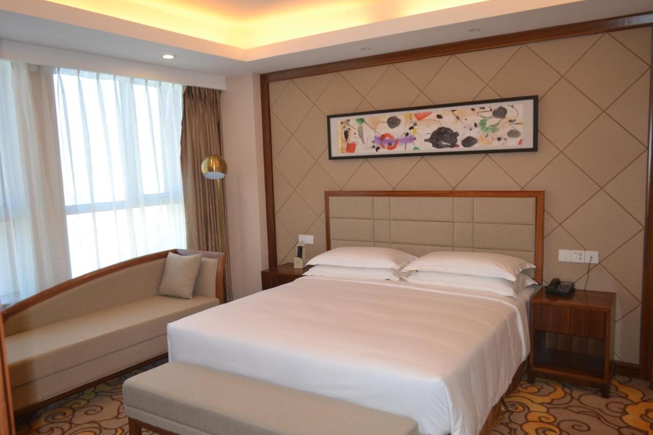 Hotel Kaloum كوناكري المظهر الخارجي الصورة
