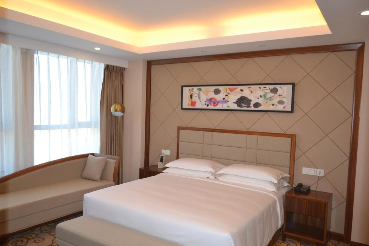 Hotel Kaloum كوناكري المظهر الخارجي الصورة